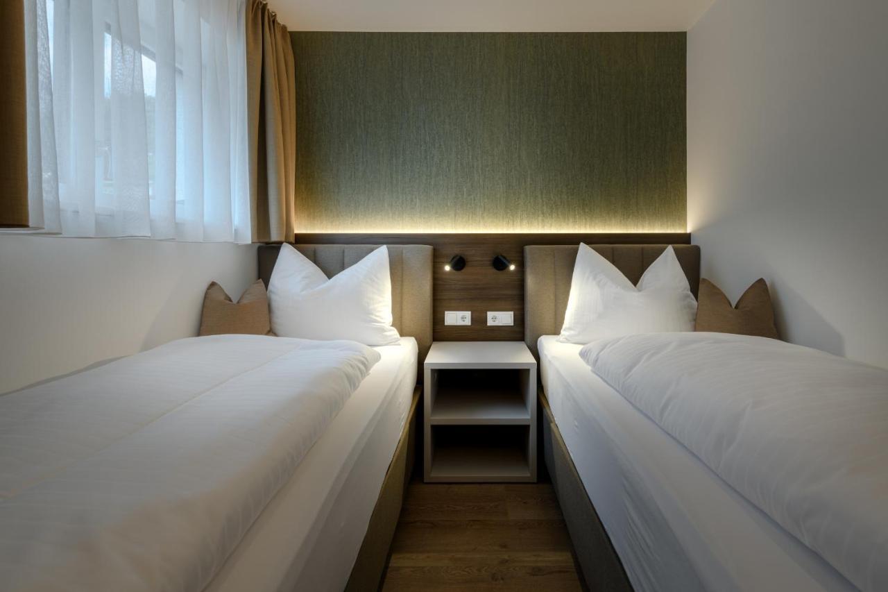 Sambock Quarter Pustrabase Apartment บรูนิโก ภายนอก รูปภาพ