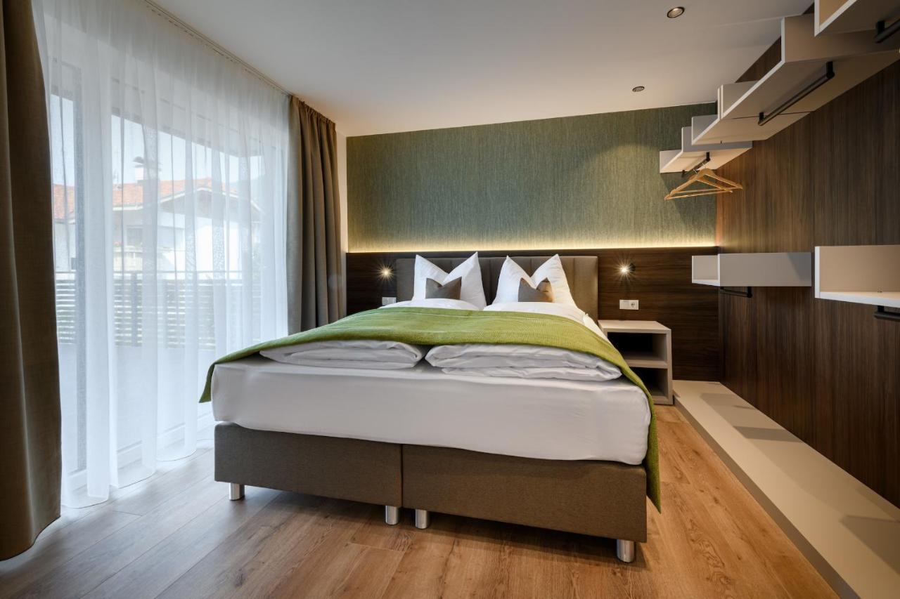 Sambock Quarter Pustrabase Apartment บรูนิโก ภายนอก รูปภาพ