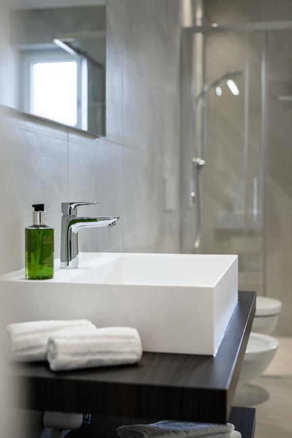 Sambock Quarter Pustrabase Apartment บรูนิโก ภายนอก รูปภาพ