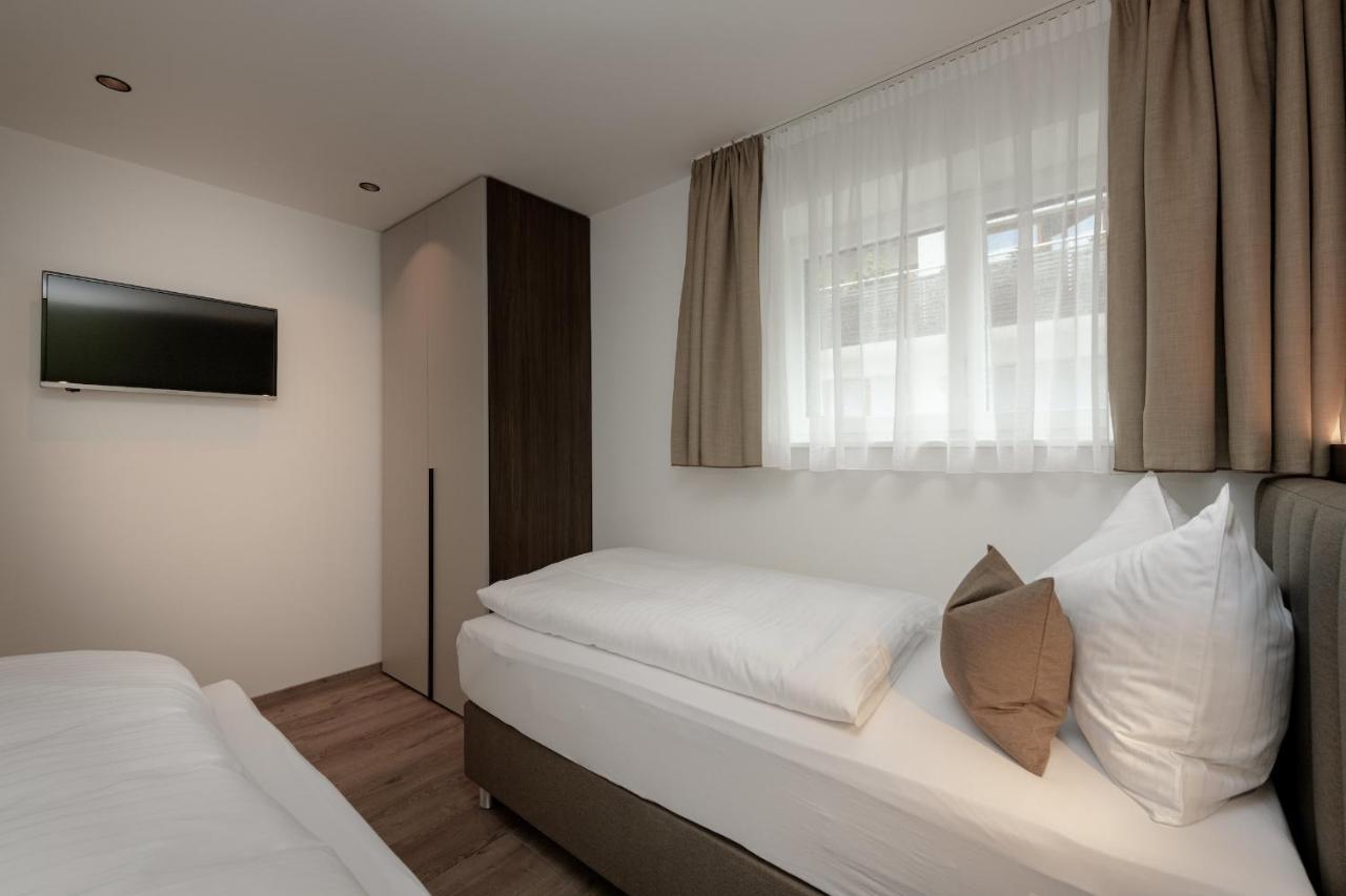 Sambock Quarter Pustrabase Apartment บรูนิโก ภายนอก รูปภาพ
