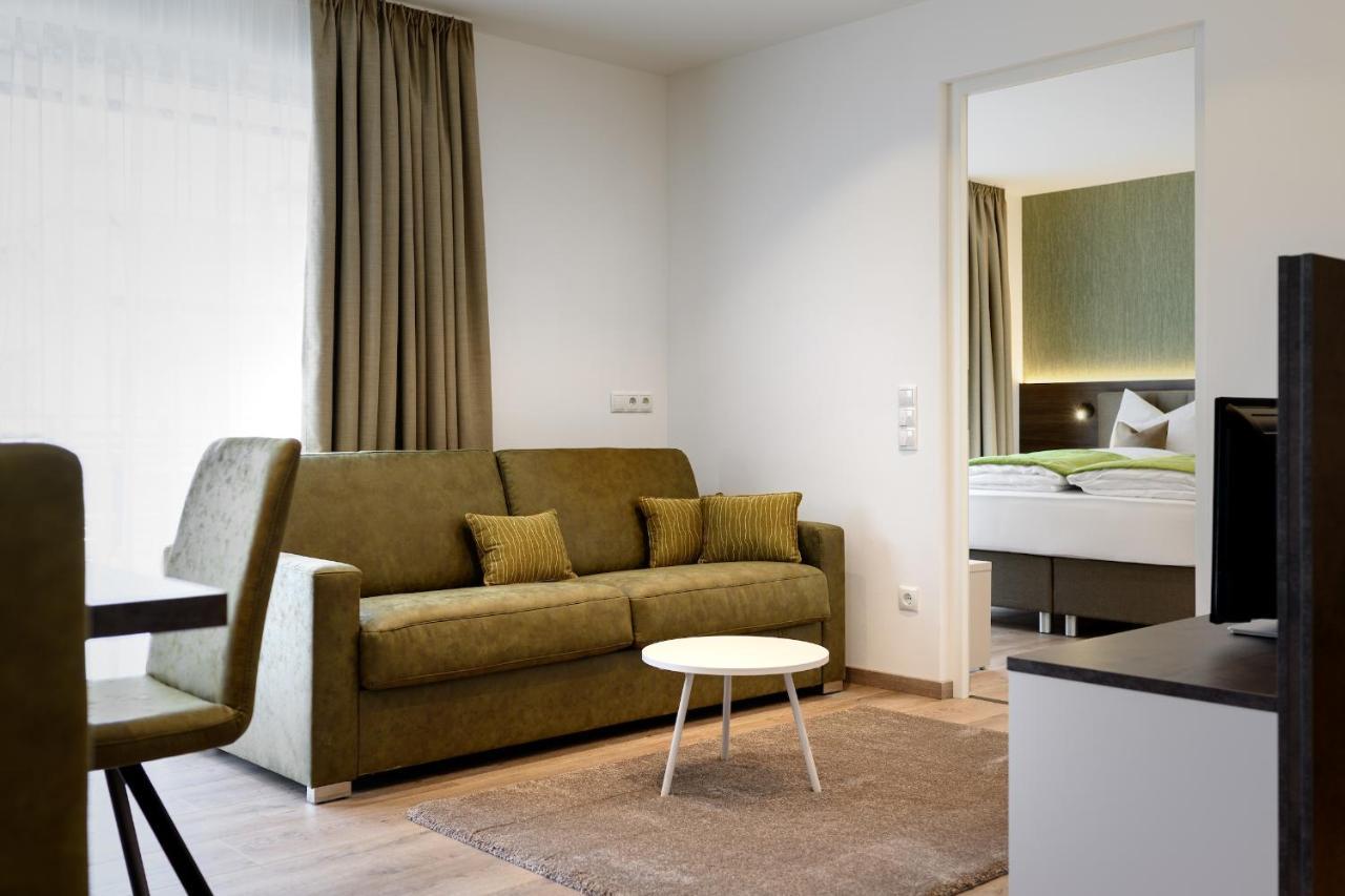 Sambock Quarter Pustrabase Apartment บรูนิโก ภายนอก รูปภาพ